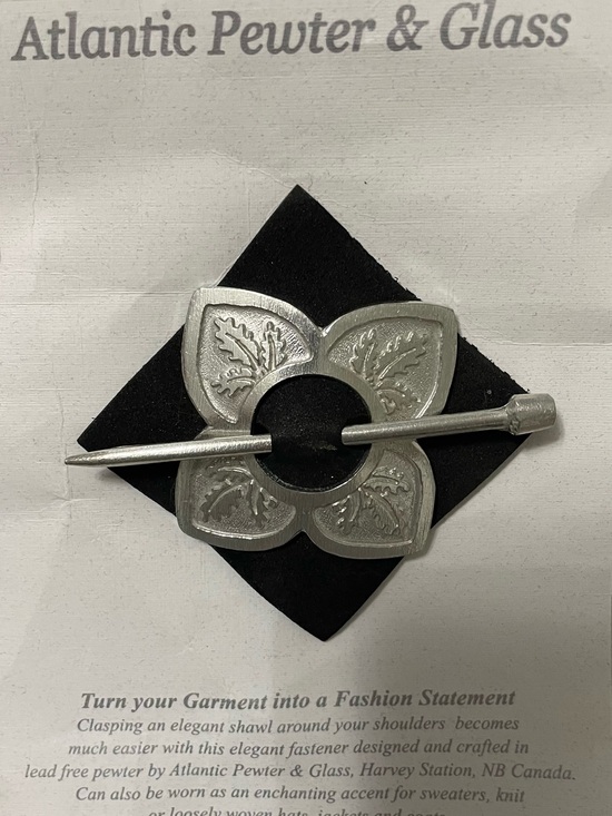 Atlantic Pewter Accessories - Pewter Leaf Shawl Pin - Four Petal Design
